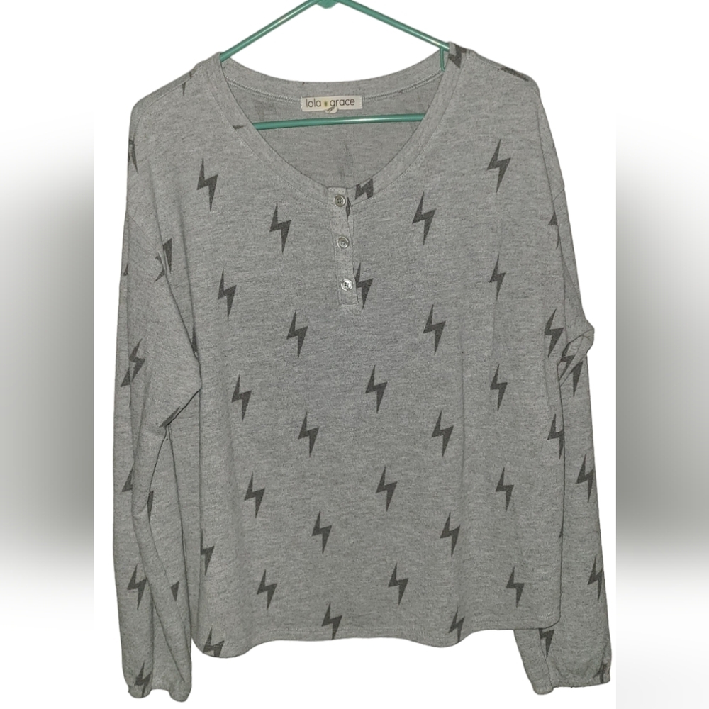 Lola Grace soft long sleeved M‎ women's sweater